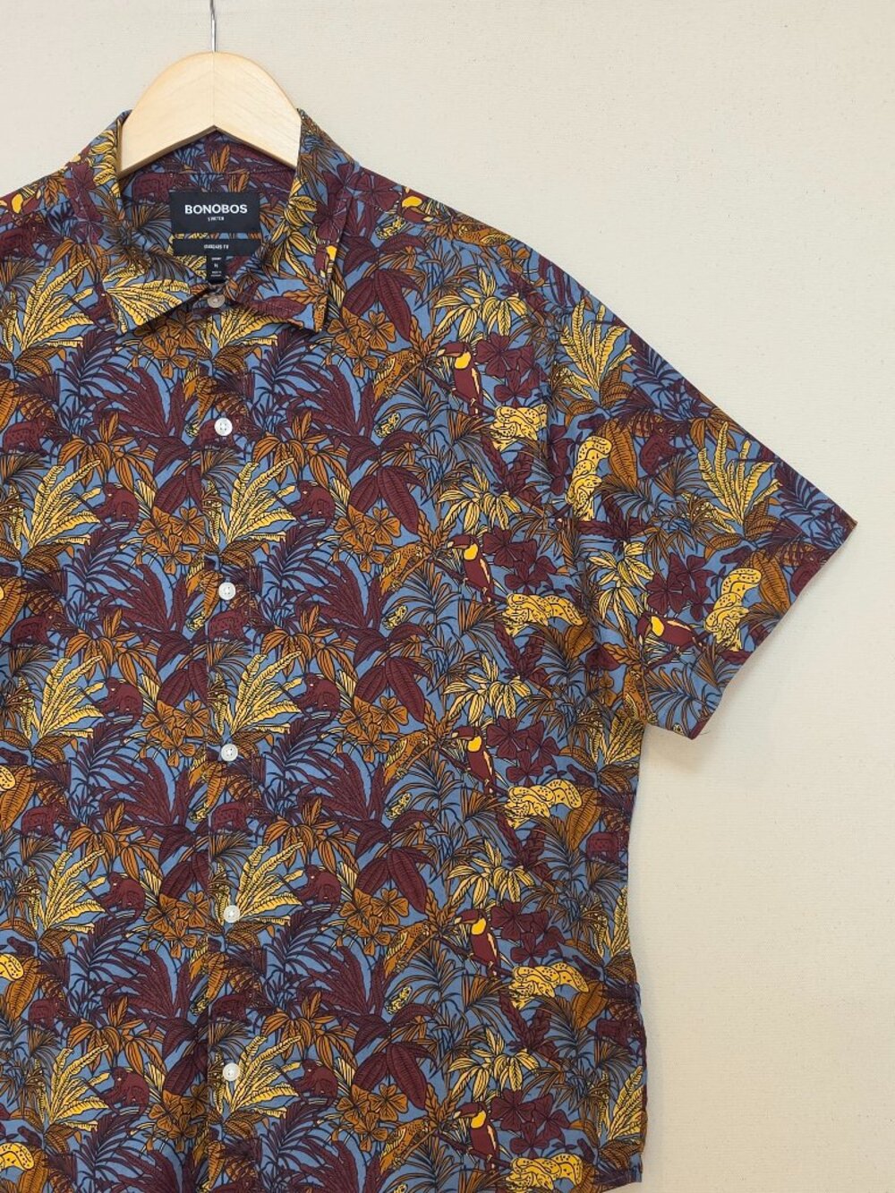 Bonobos Animal and Floral Stretch Standard Fit Short Sleeve Button Down Short M